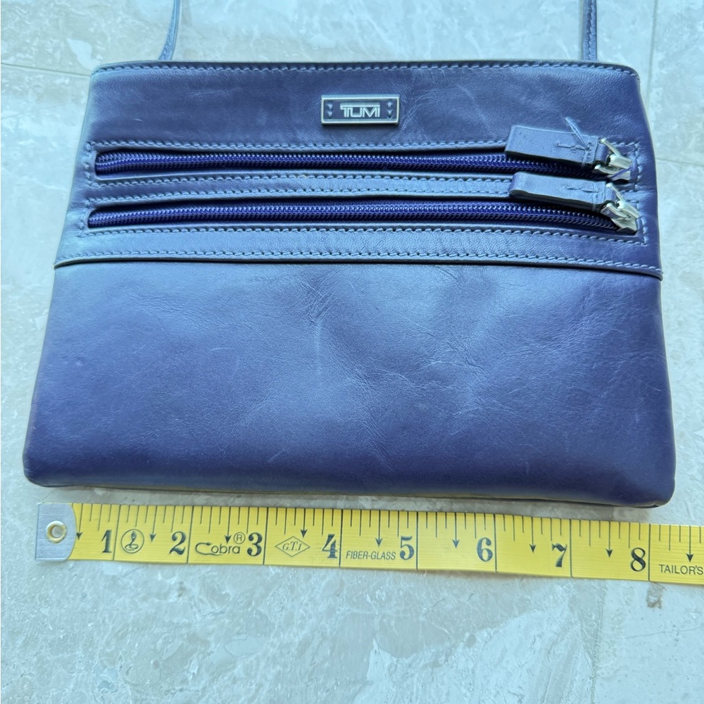 TUMI Women's Purple Crossbody Bag/wallet/purse, shoulder bag pouch - Picture 11 of 12
